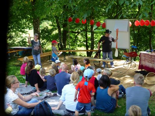 Children Songs  and performing magic in "The Spatzennest"  (Event of the Nature-Lovers)