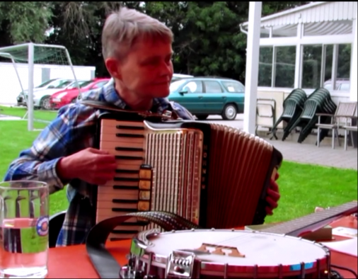 An evening in August in Koetz, Sportheim with JohnD and Mandy Strobel