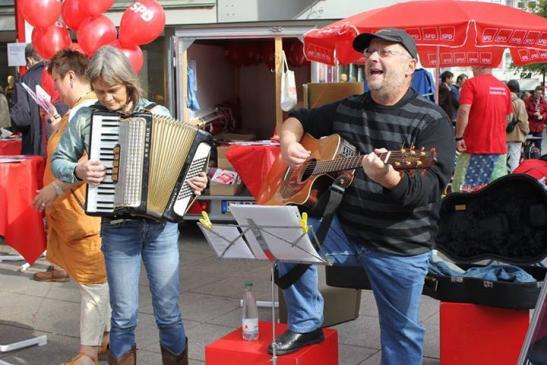 Supporting the election campaign of the Social Democratic Party (SPD)